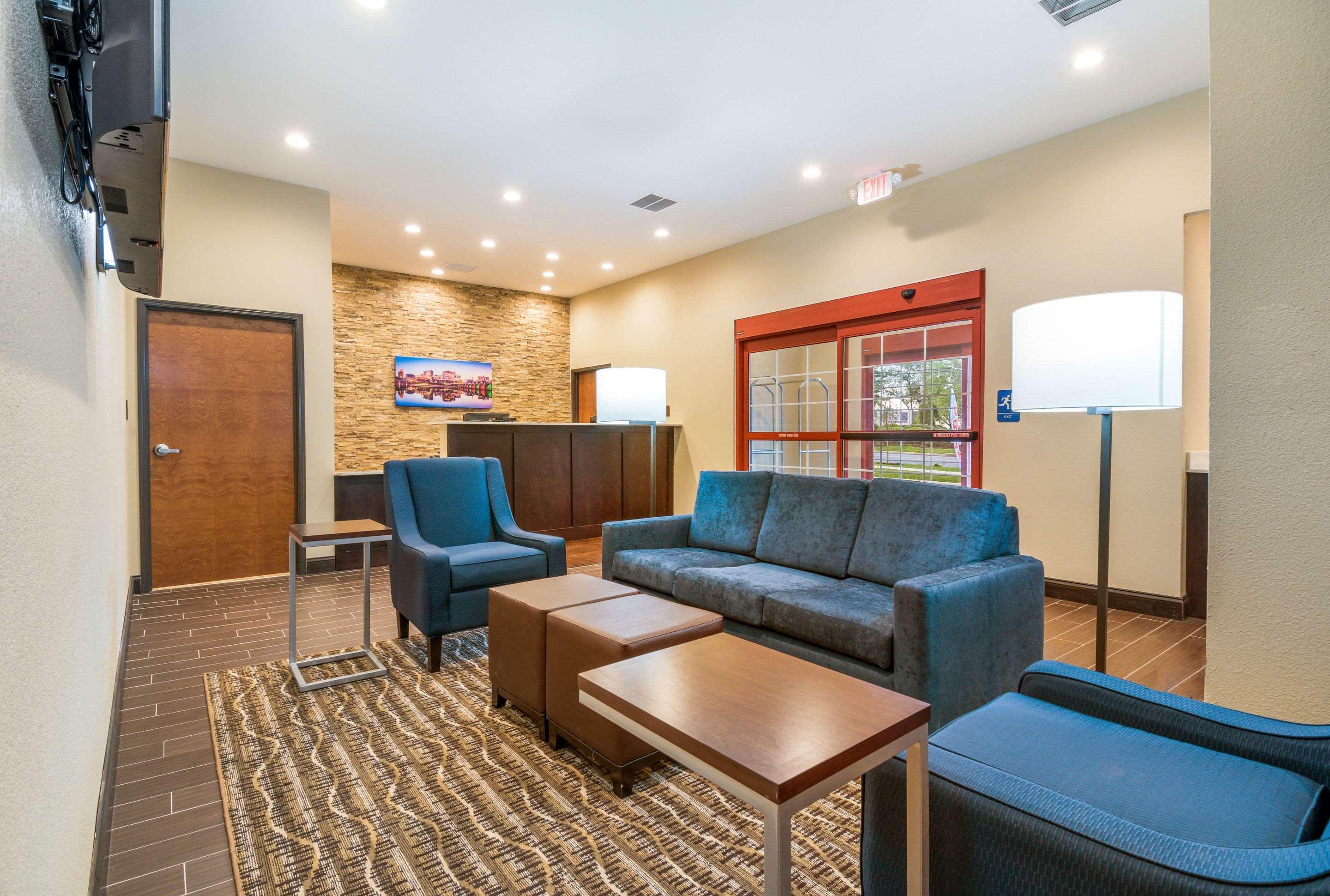 Comfort Inn & Suites Harrisburg - Hershey West Zewnętrze zdjęcie