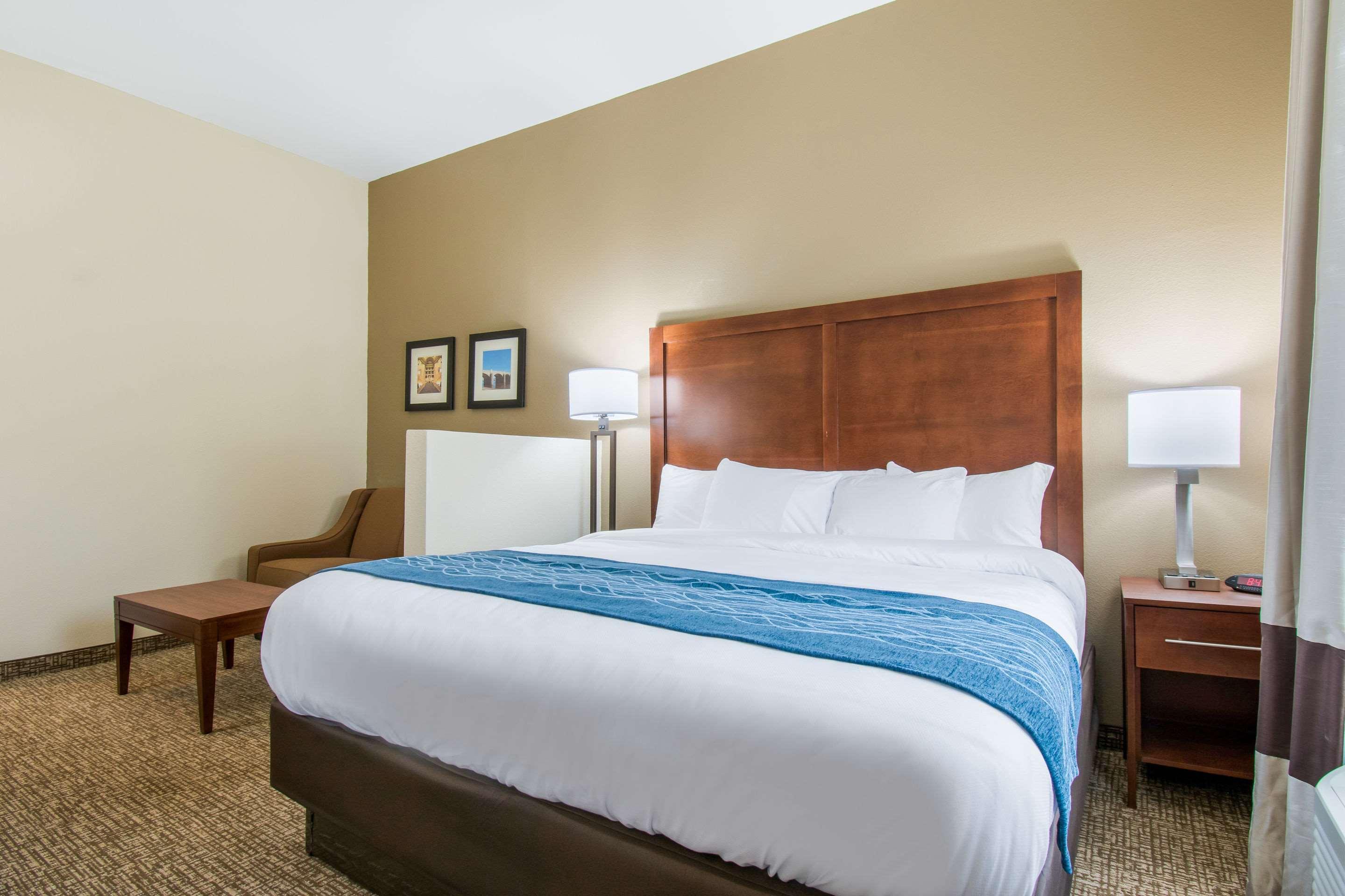Comfort Inn & Suites Harrisburg - Hershey West Zewnętrze zdjęcie